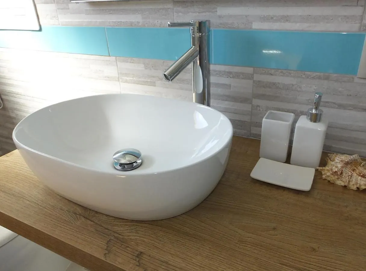 Bed & Breakfast Frina Di Mari B&B San Teodoro