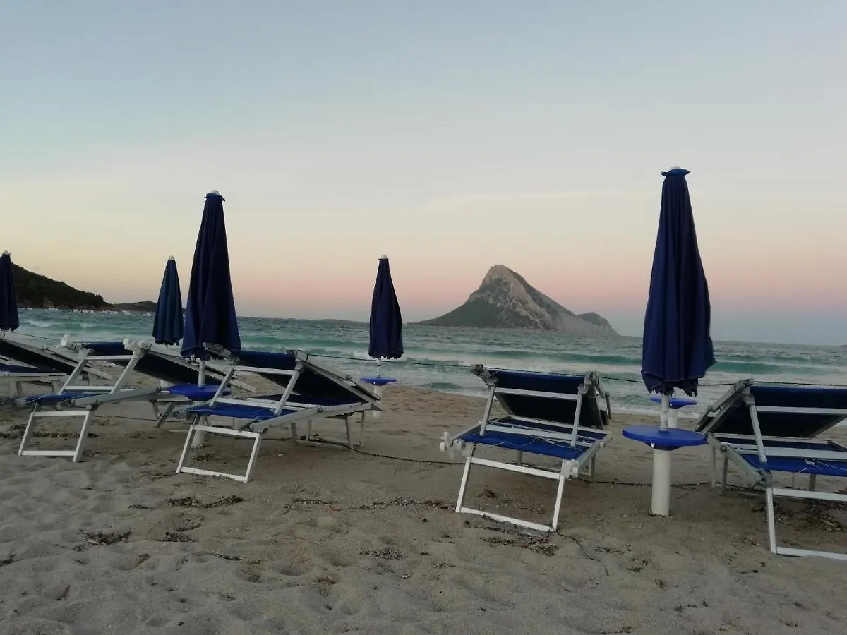 Bed & Breakfast Frina Di Mari B&B San Teodoro  Italien